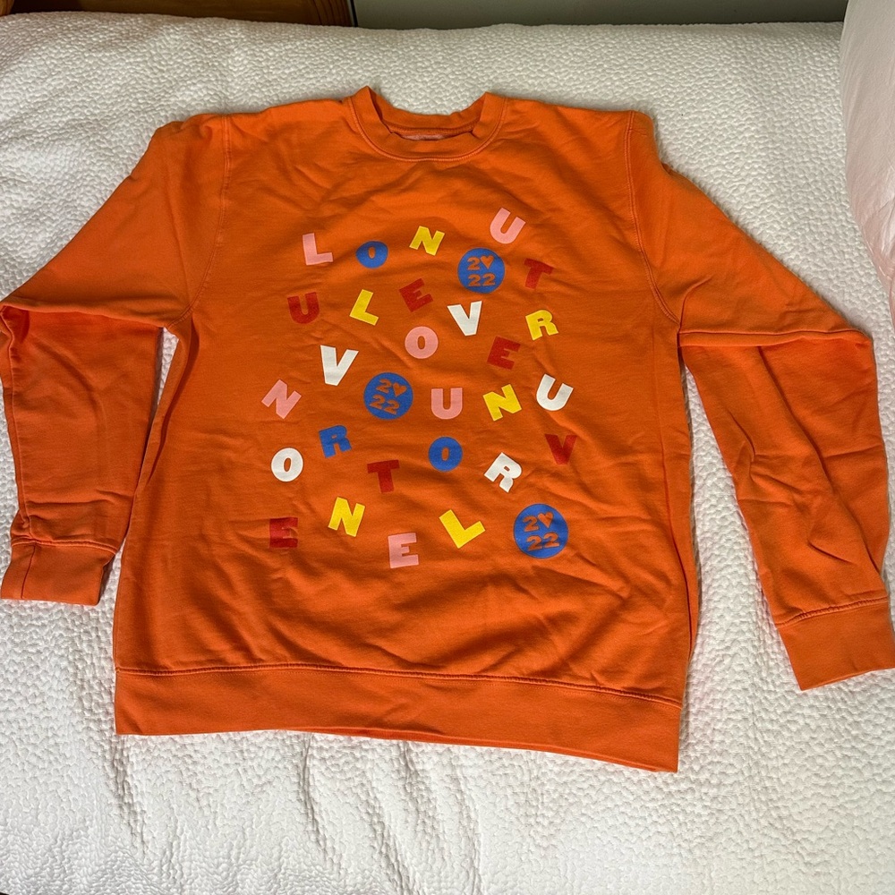 Harry styles love on tour crew neck NWOT